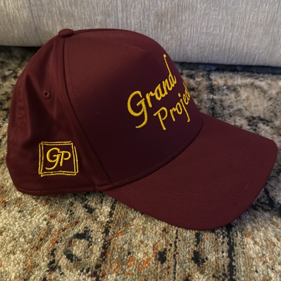 Grand Projects SnapBack - Picture 2 of 3